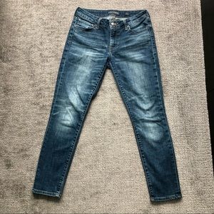 Lucky Brand Blue Jeans Lolita Crop - Size 2, Size 26
